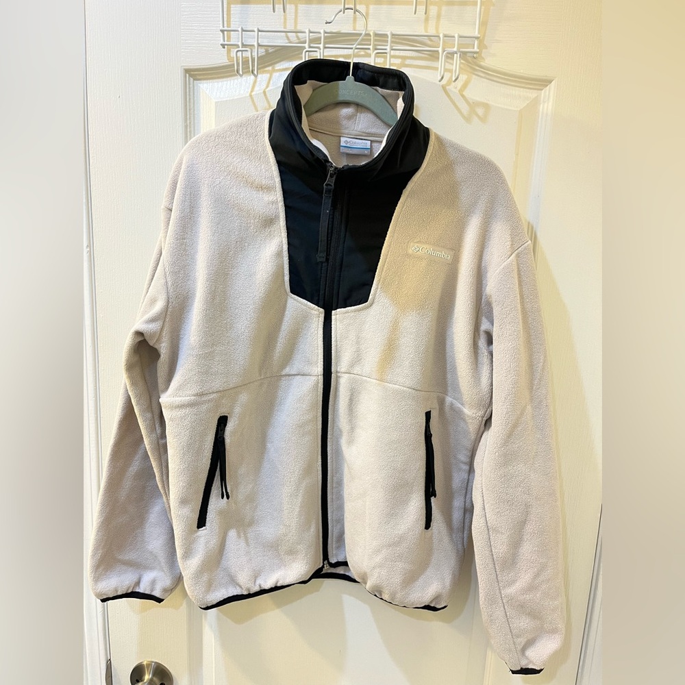 Columbia Cream and Black Fleece Jacket